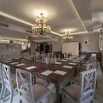 Orient Palace Szálloda 3*