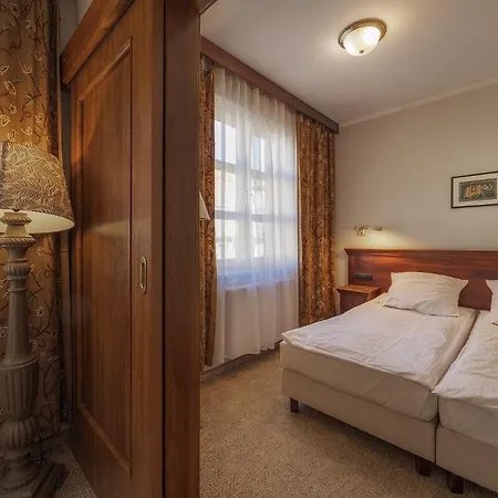Szálloda Orient Palace 3*