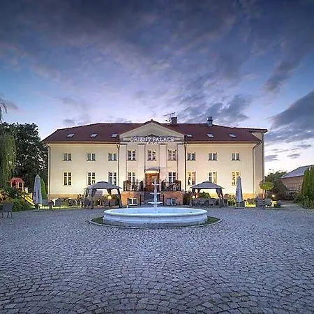 Hotel Orient Palace 3*