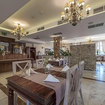 Orient Palace 3* Bielany Wrocławskie