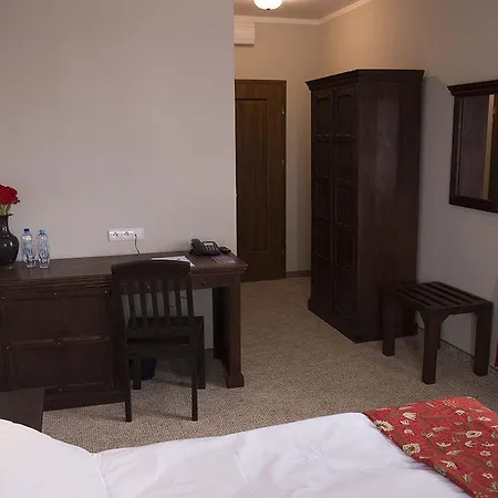 Orient Palace Hotel