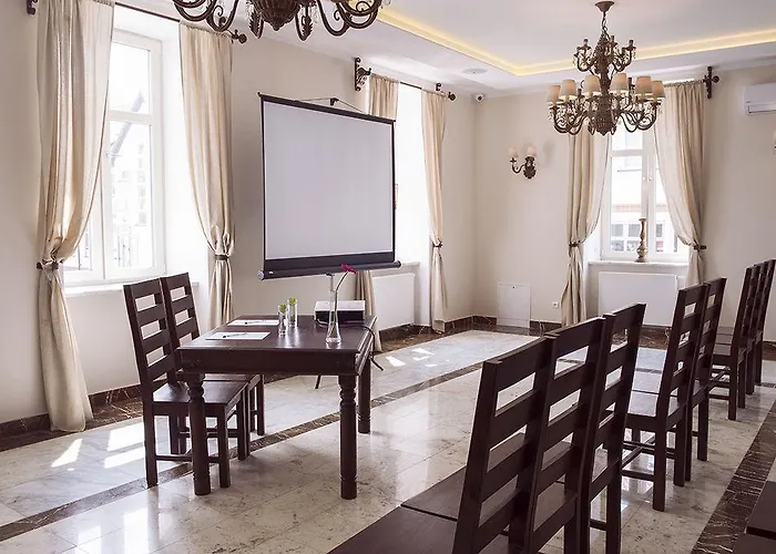 Orient Palace Szálloda 3*