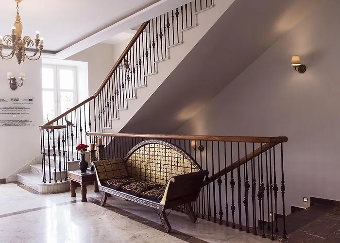 Orient Palace Szálloda 3*